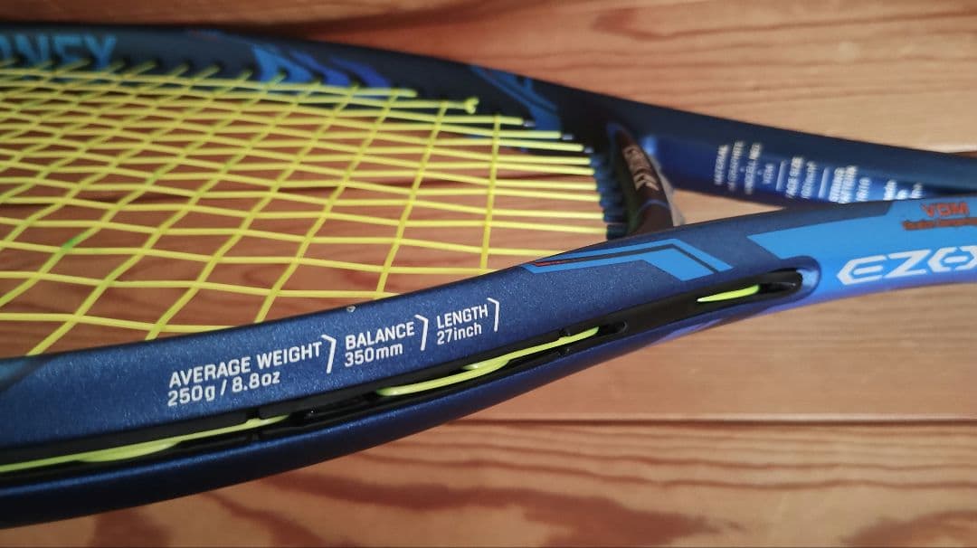 YONEX　EZONE　FEEL テニスラケット 2本セット(ケース付き)