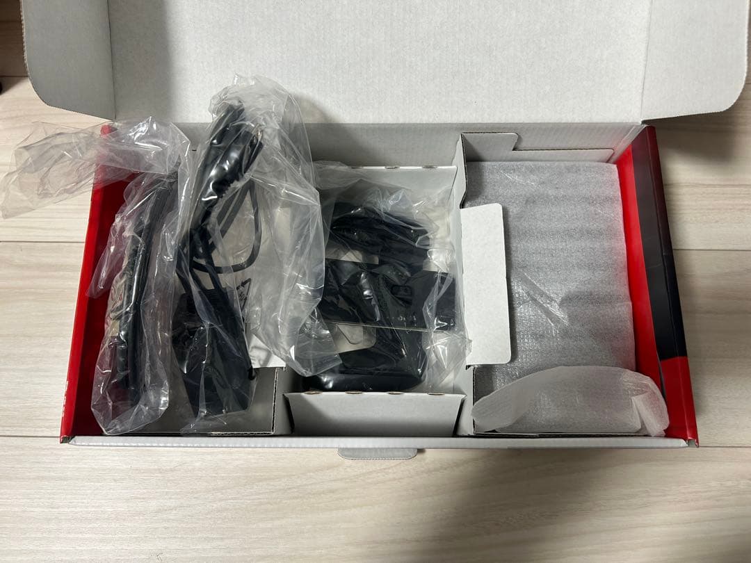 Nintendo Switch本体セット、充電グリップ、キャリングケース、ドッグ