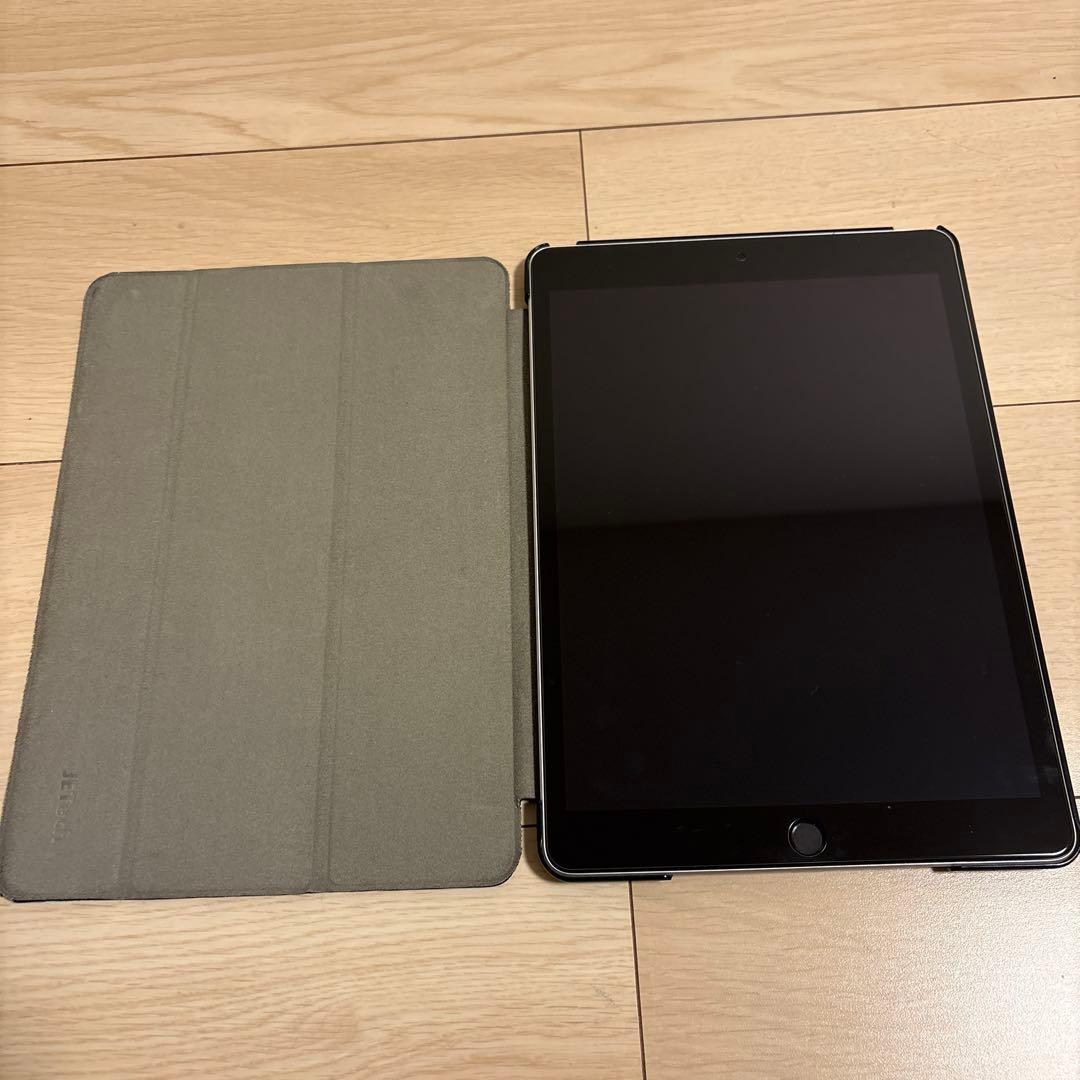 ipad 第9世代 64gb 本体 専用カバー付き