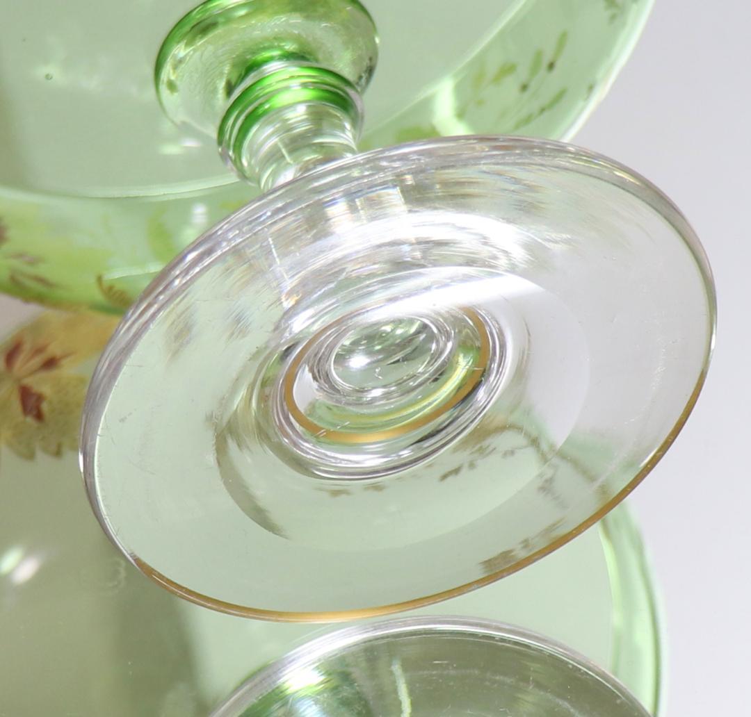 オールド・バカラ 美術館級 大型金彩エナメル彩蓋付き コンポート 緑色硝子 蓋物