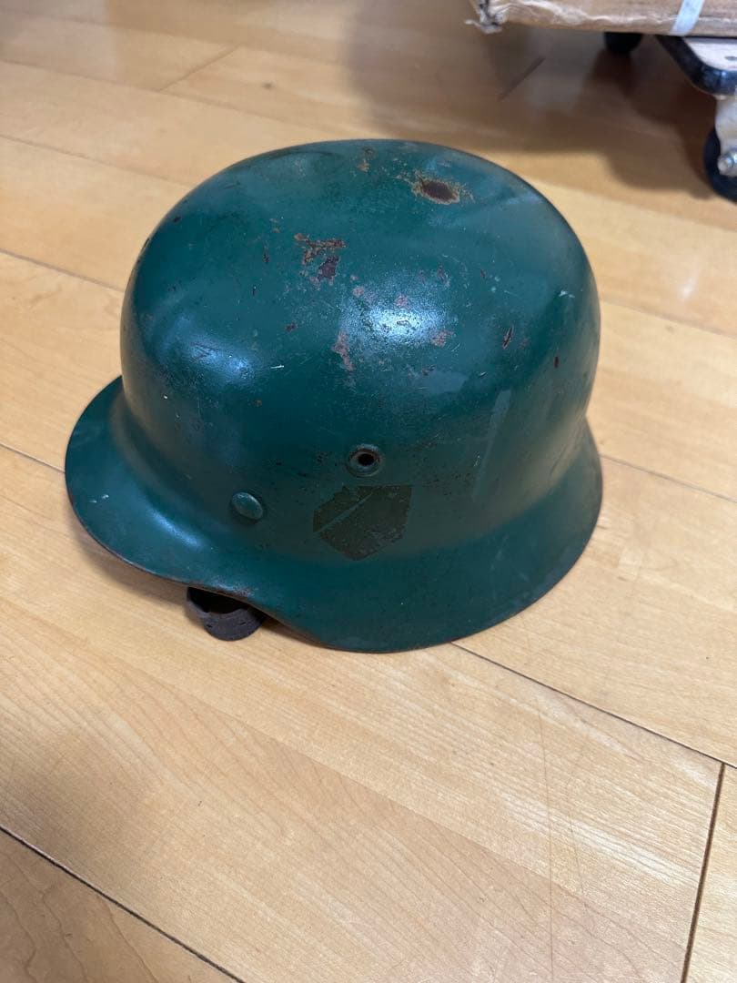 ドイツ軍 M42ヘルメット　第二次世界大戦　当時物