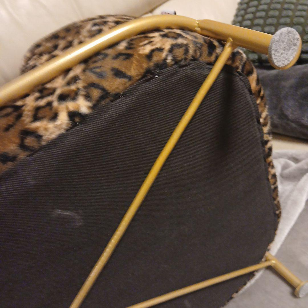 KARE DESIGN　カレ　ディーバレオ　ドッグ　キャットベッド　レオパード柄