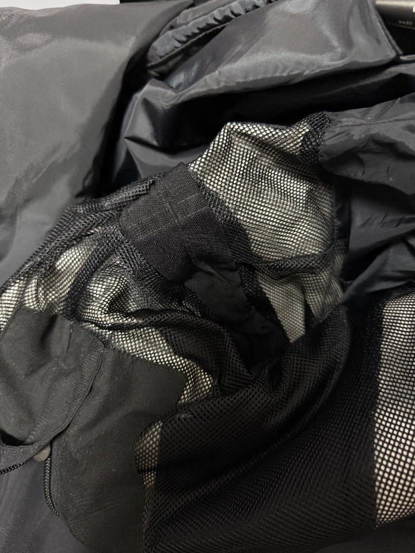 Burton [ak] Living Lining スノーボードウェア M ブラ