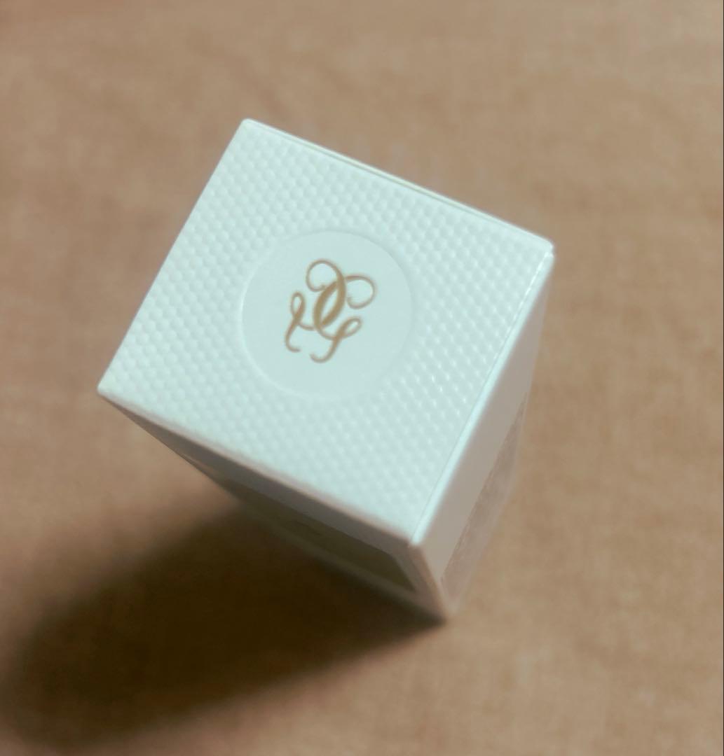 ゲラン アベイユ ロイヤル ウォータリー オイル　セロム 30ml