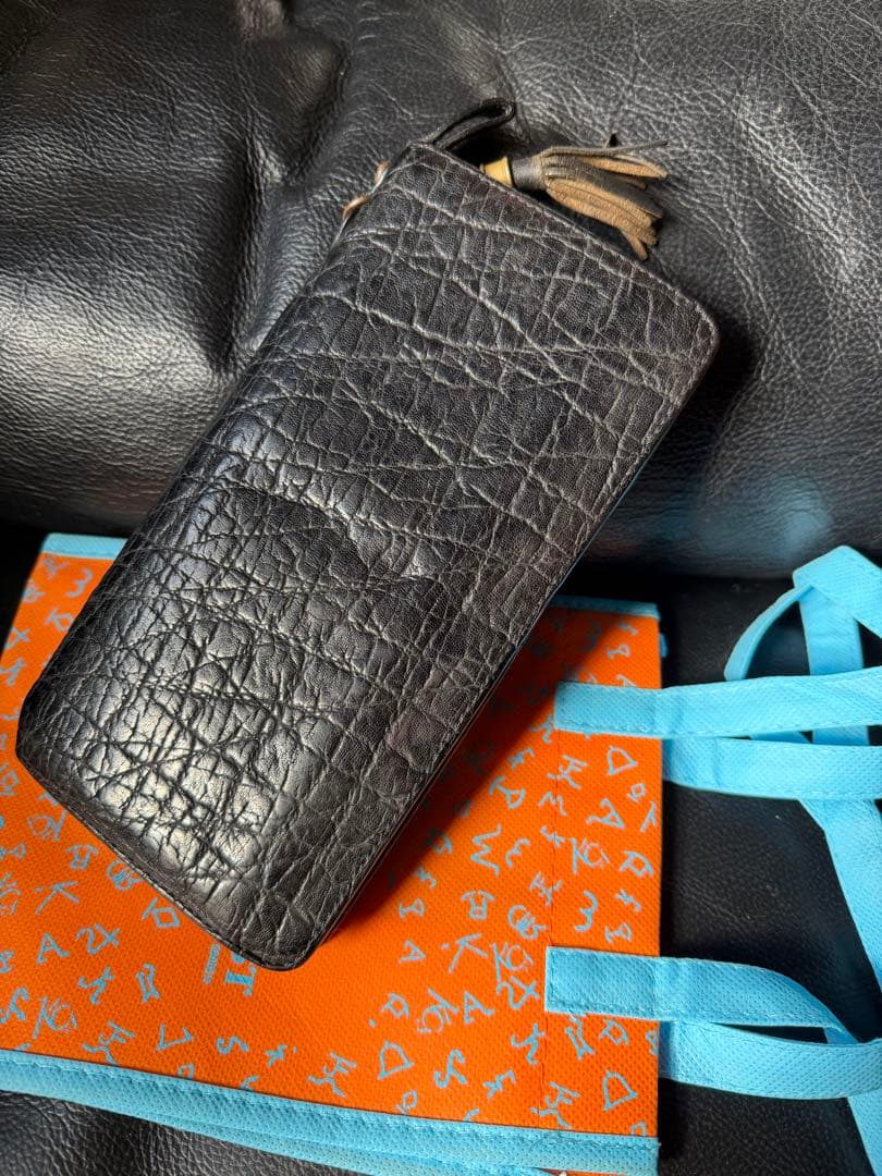 KC'S 長財布　ラウンドジッピーウォレット　エレファント美品