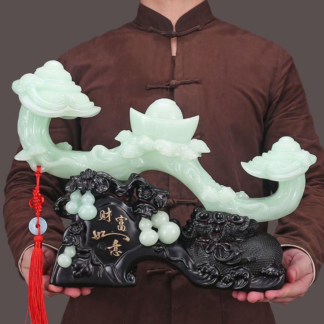 招き玉如意の置物