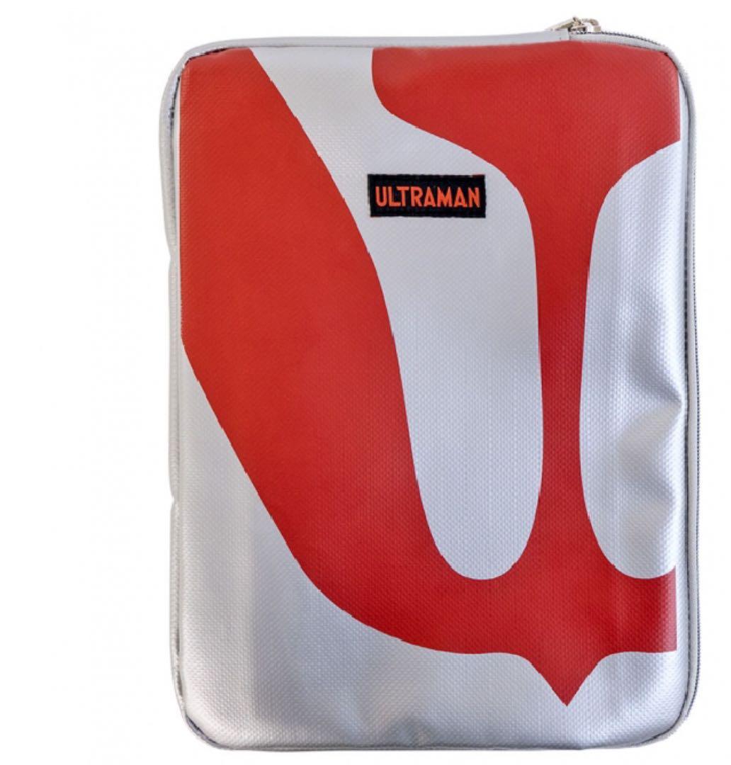ウルトラマン　ボディデザイン　フラットバッグ　クラッチバッグ