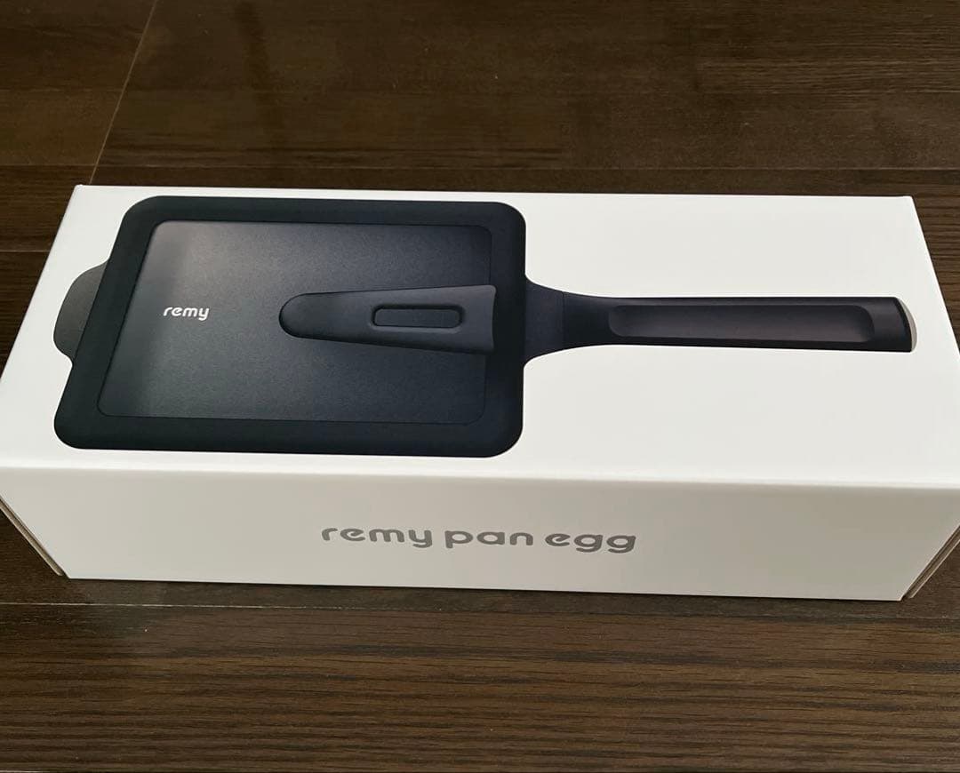 【新品未使用品】レミパンエッグ　ホワイト　フライパン