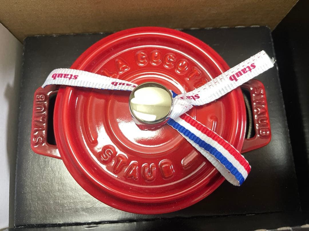 ストウブ　ココット　鍋 10cm チェリー