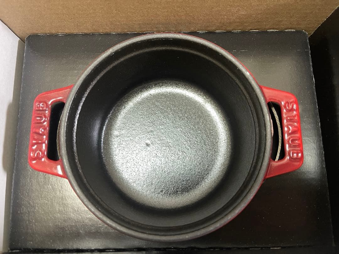 ストウブ　ココット　鍋 10cm チェリー