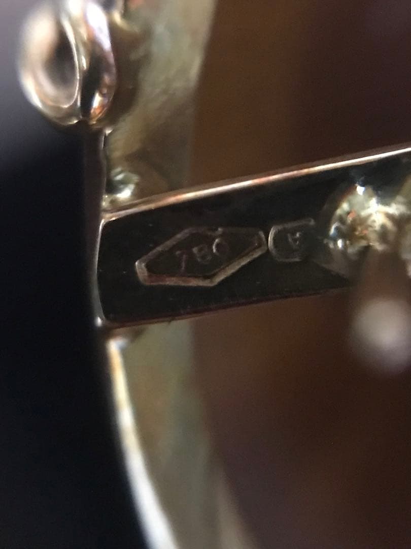 カメオピンブローチ