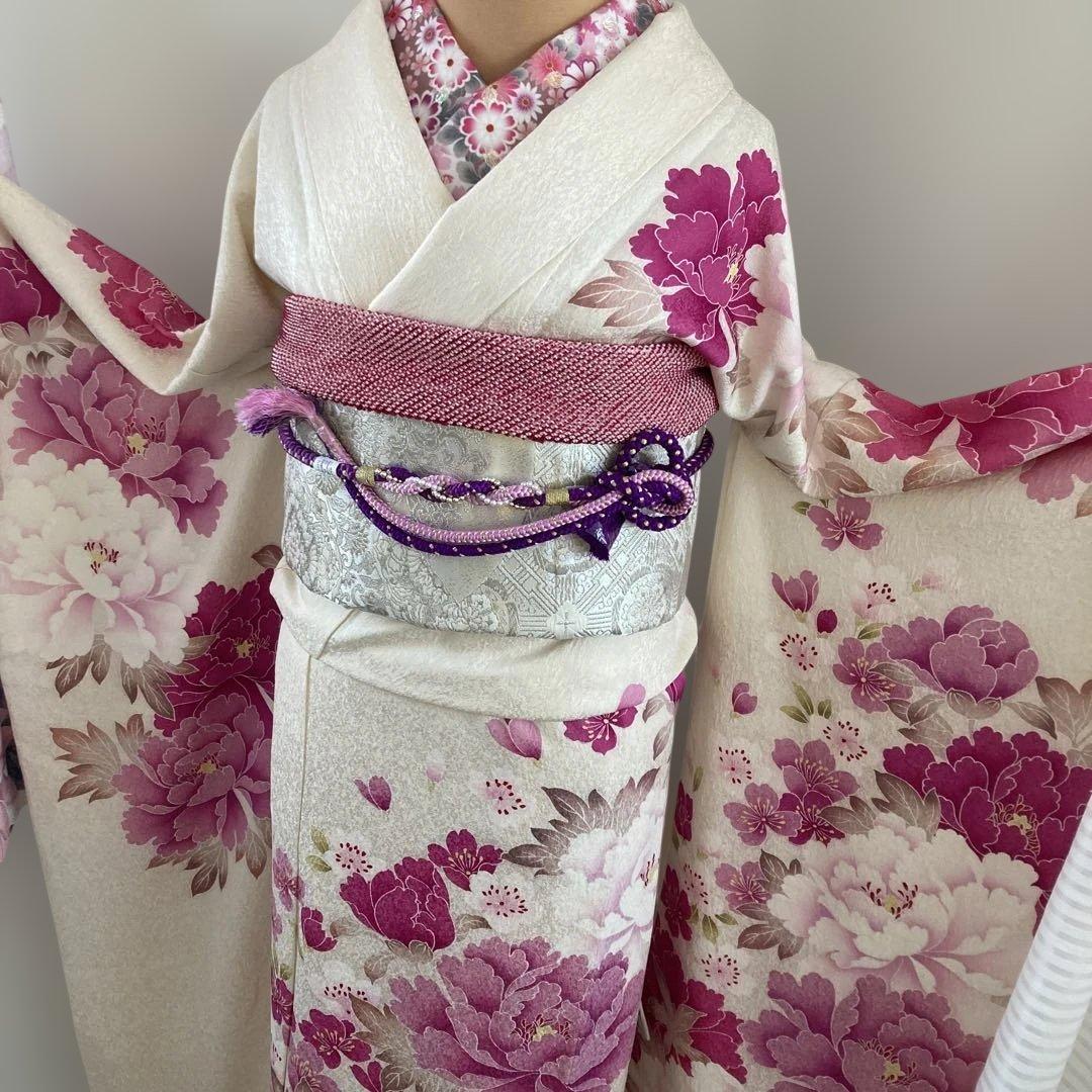 豪華振袖フルセットお探しの方に　牡丹　成人式に 美しい花柄　西陣織プラチナ箔