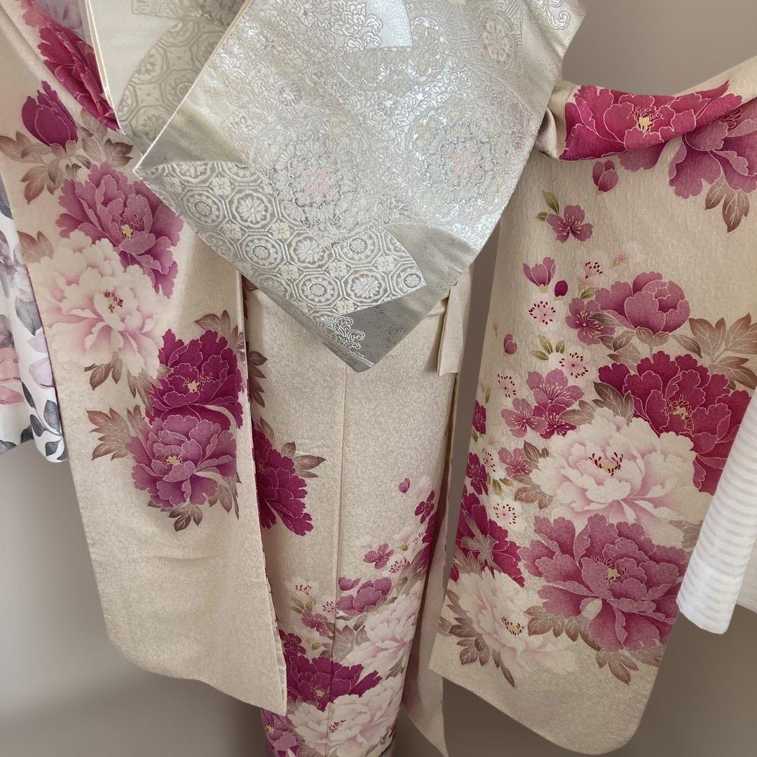 豪華振袖フルセットお探しの方に　牡丹　成人式に 美しい花柄　西陣織プラチナ箔