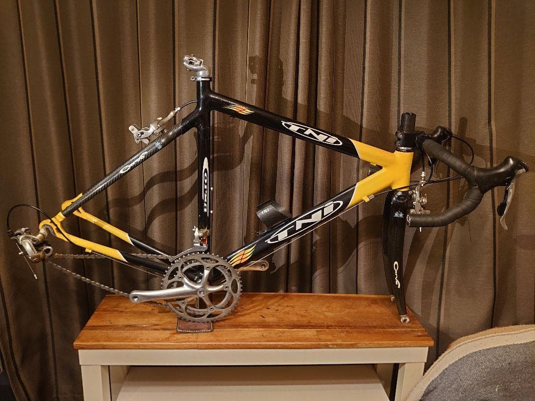 TNI ロードバイク　ホイールなし　横浜市中区で受取