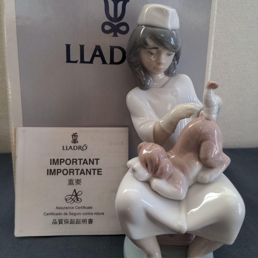 LLADRO　リヤドロ　 010-0638　　陶器人形　置物