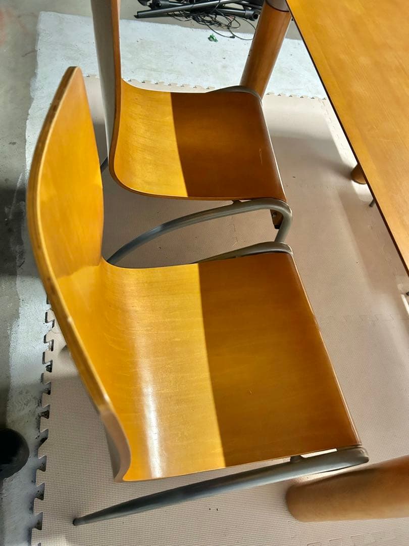 310 ニトリ ダイニングテーブル 幅135 木製 食卓 北欧風 ナチュラル　a