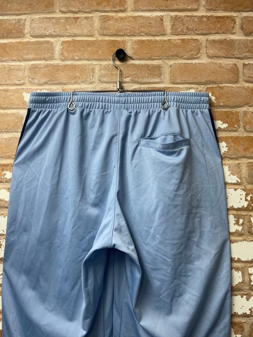 adidas Originals トラックパンツ　ジャージ　刺繍　水色　ワイド