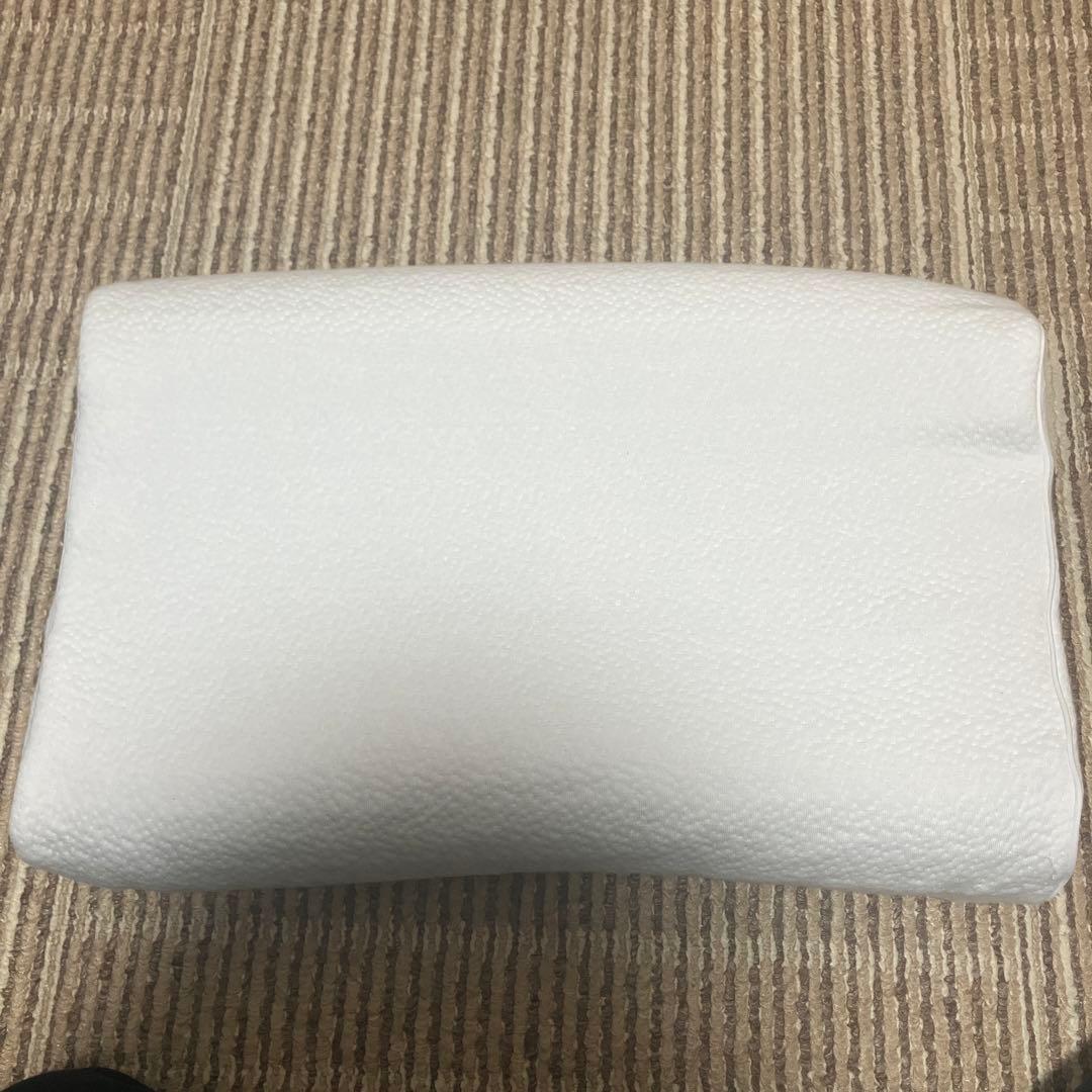 ヒツジのいらない枕 至極　ブラックレーベルカバ付き