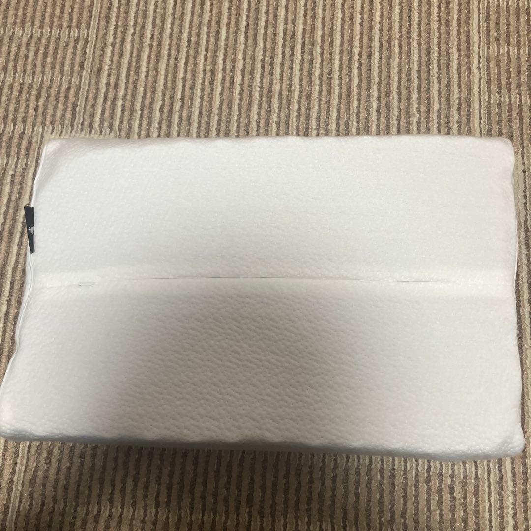 ヒツジのいらない枕 至極　ブラックレーベルカバ付き