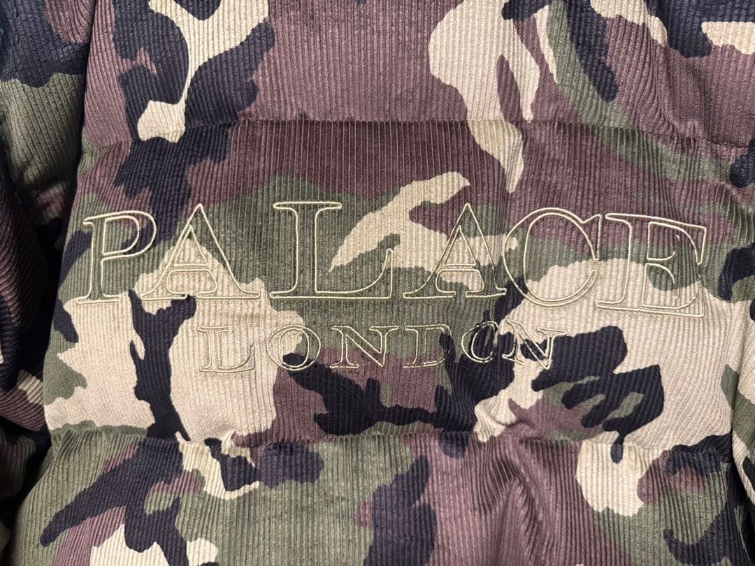 ジャケット・アウター 25SS PALACE CORDUROY PUFFA JACKET CAMO
