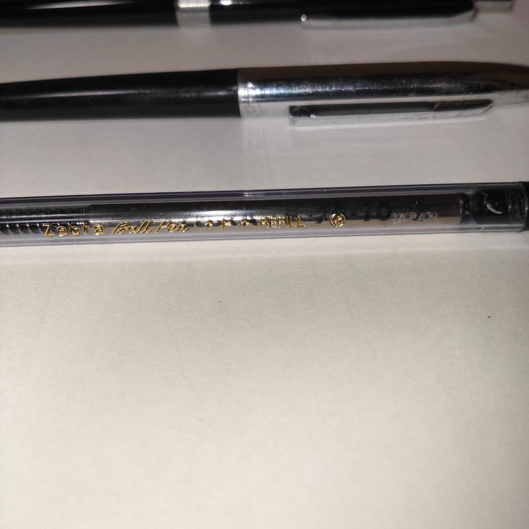 ボールペン２本セット＋替えインク　骨董品　昭和レトロ bic 三菱 zebra