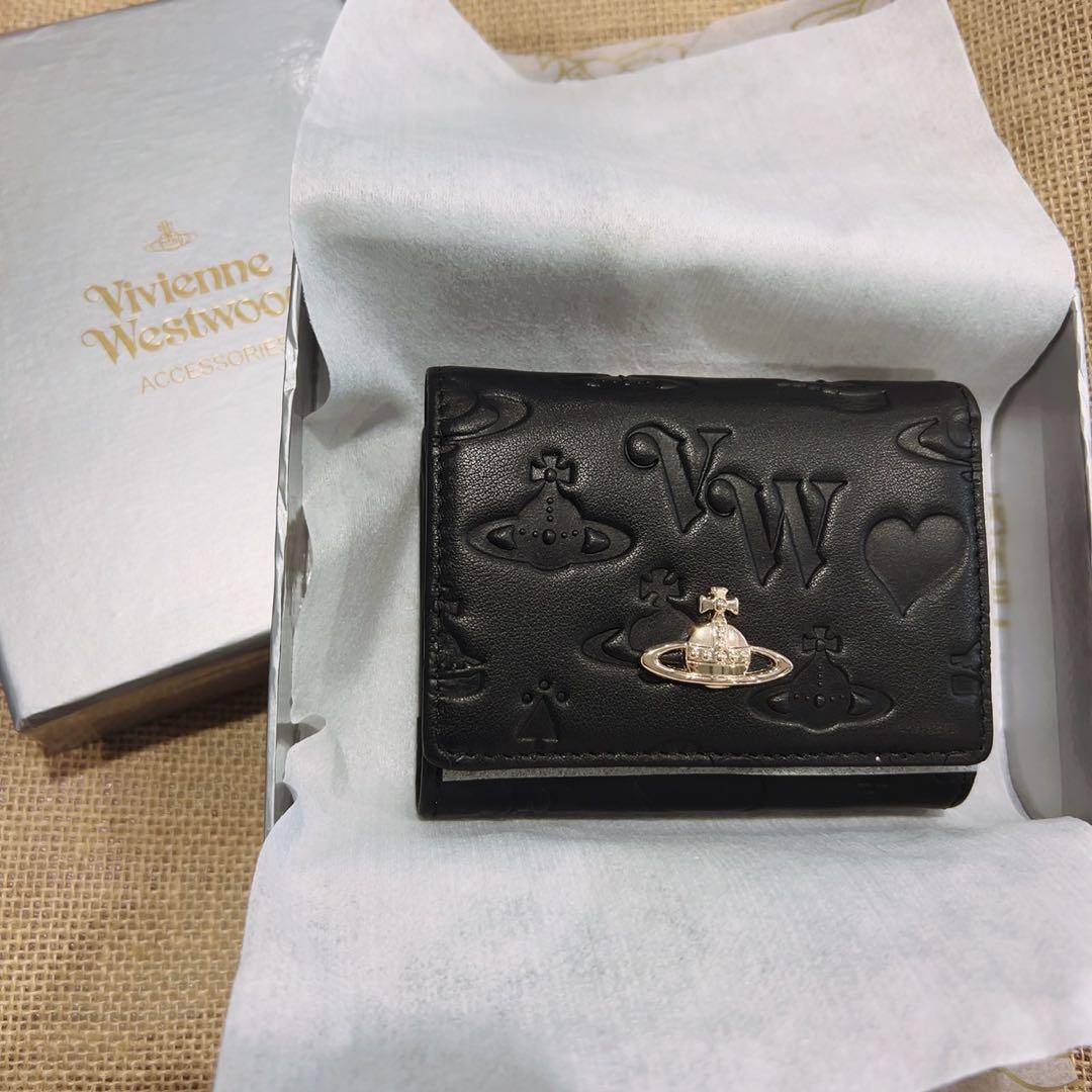 Vivienne Westwood黒 エンボス加工 三つ折り財布