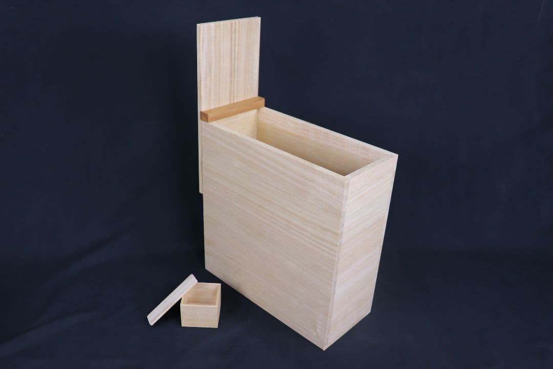 手作り本物の米びつ　幅15cmスリムタイプ桐米びつ　10キロ用