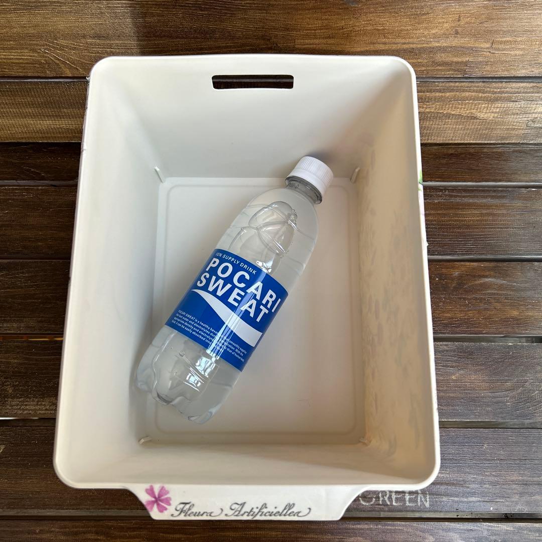 Yoさまご購入済　取手付きボックス 白色たまごを抱いたうさぎさんと ピンクのお花