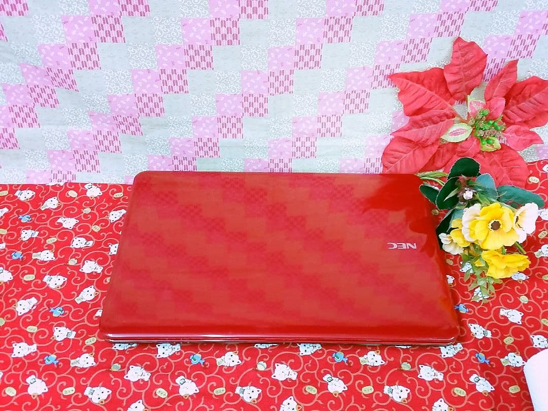 極上品！大容量５００G！高速CPUCorei3搭載！新型Win10搭載！動画編集