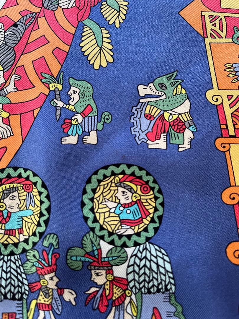 エルメス スカーフ カレ 天体と太陽 90