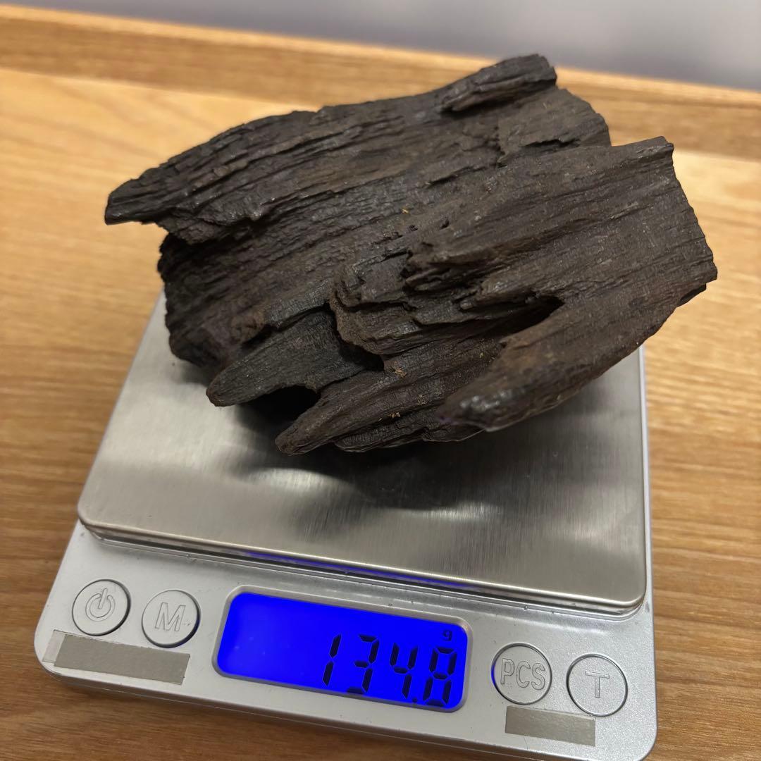 古代天然香木　沈香原木134.8g 茶道具タニシャム沈香伽羅聞香 香道具ベトナム