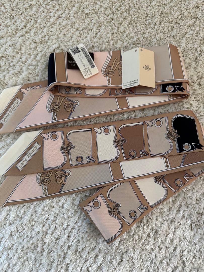 新品未使用　HELMES エルメス　カマイユ　ツイリー　2本セット