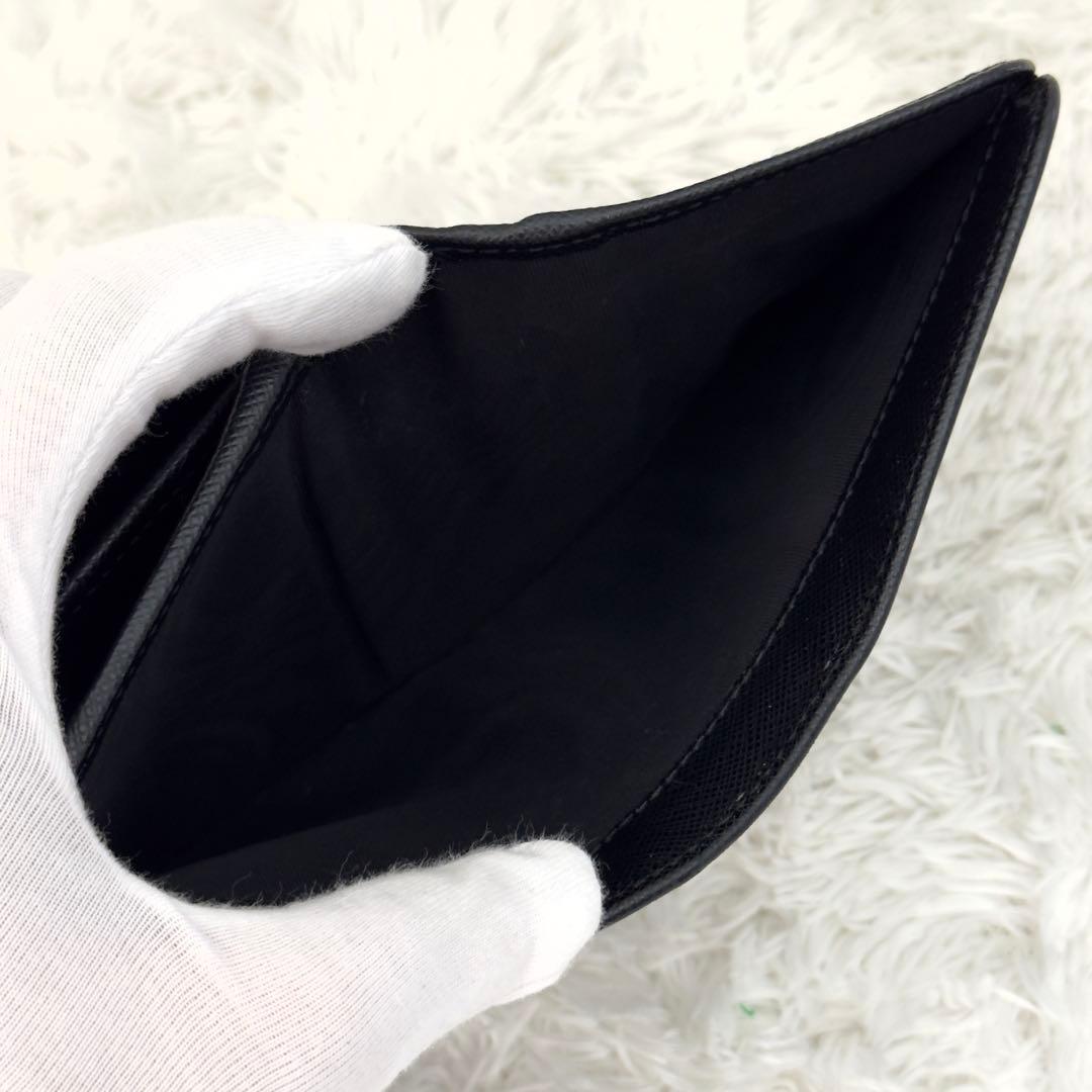美品✨PRADA プラダ サフィアーノ 財布 ブラック 二つ折り レザー