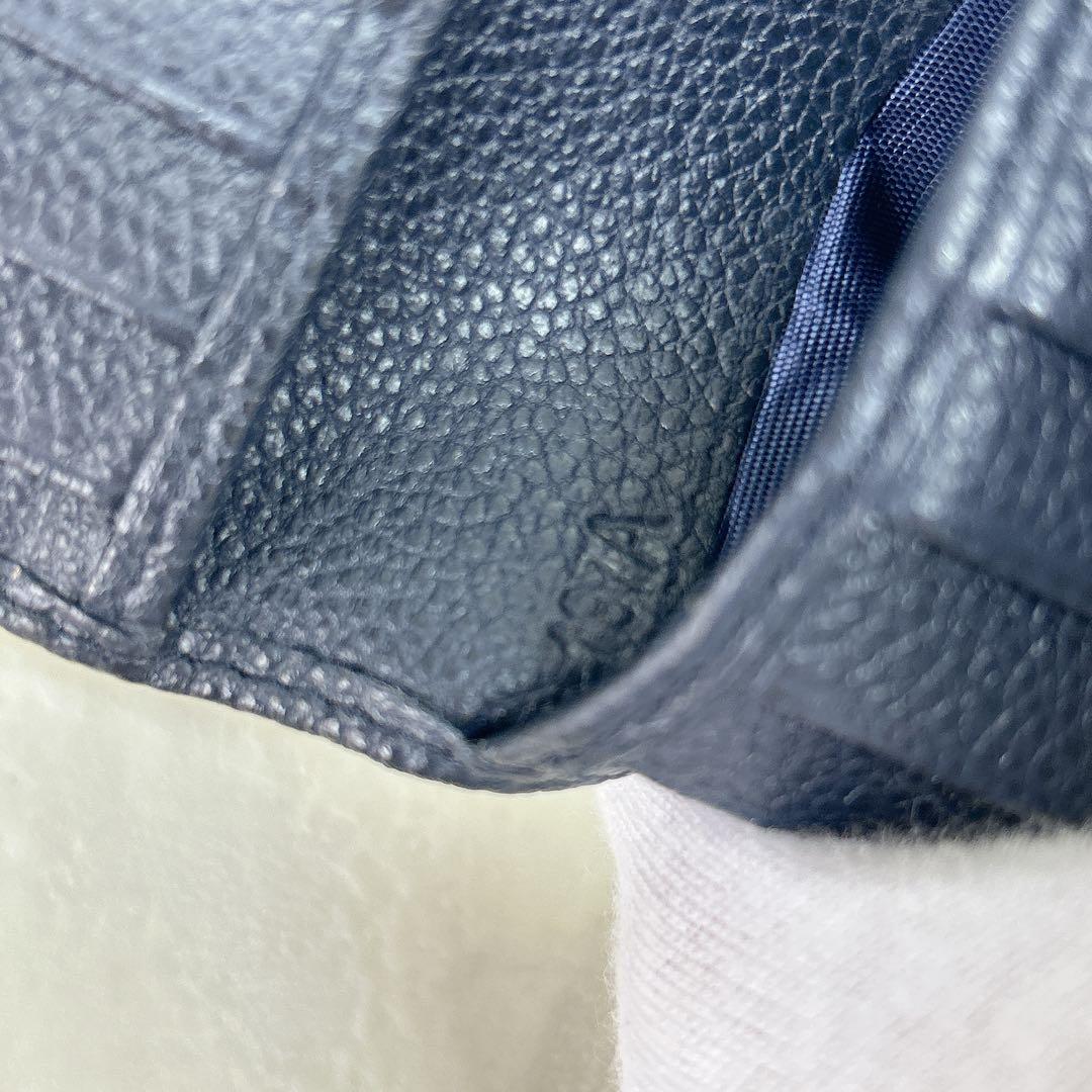 美品✨PRADAプラダ 折財布 財布 二つ折り 三角ロゴ シボ革 ネイビー