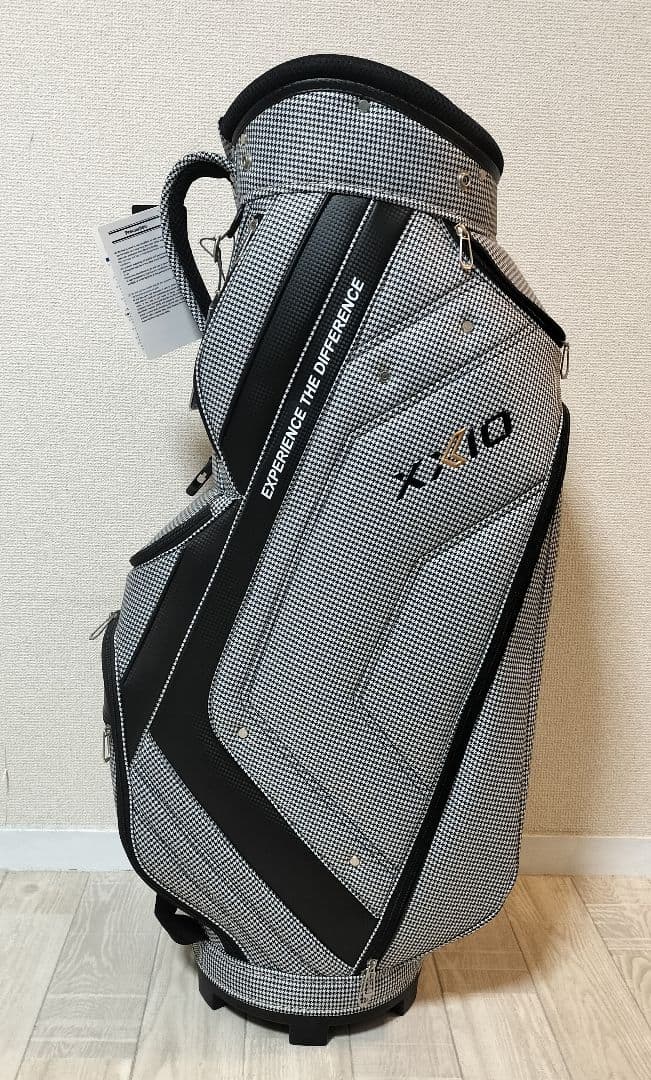 ゼクシオ　新品未使用キャディバッグ