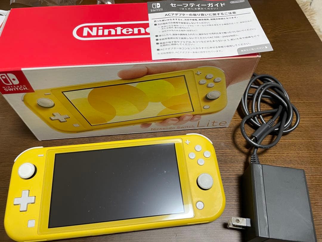 Nintendo Switch Lite イエロー（箱あり・ケースおまけ）