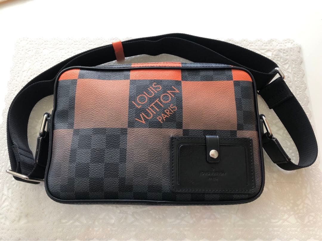 ルイヴィトン メッセンジャーバッグ ダミエ グラフィット N40421
