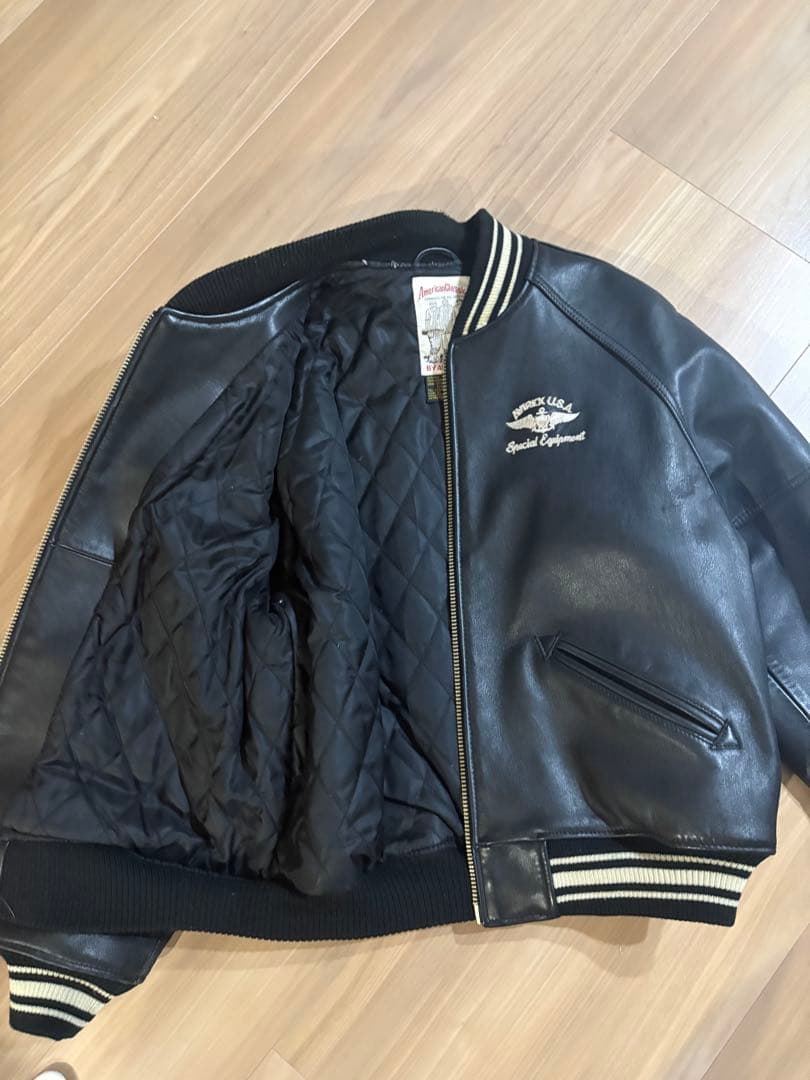 【美品】AVIREX ブラック S レザーボンバージャケット牛革