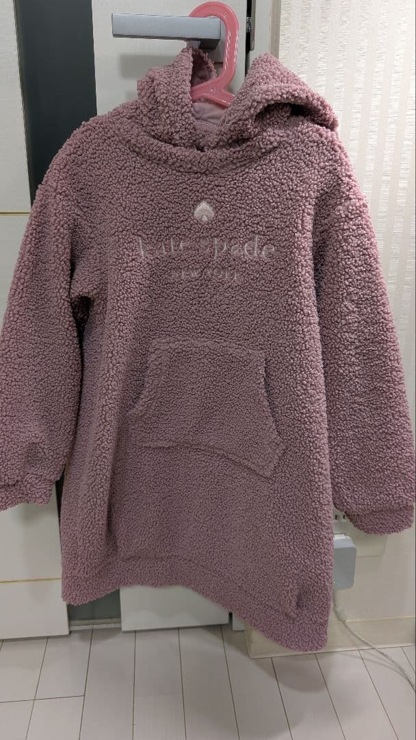 ぽ*ー様 【KateSpade】ボアワンピースパーカー 130cm