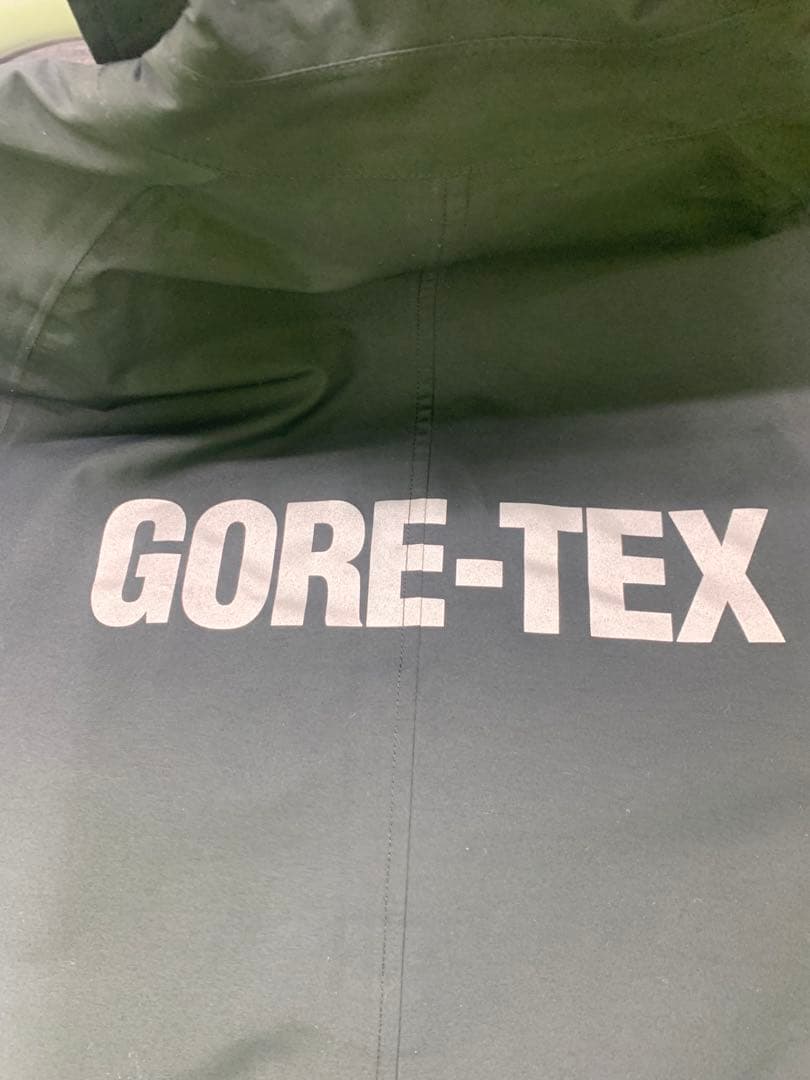 週末価格　最安　Supreme GORE-TEX Overcoat 19FW