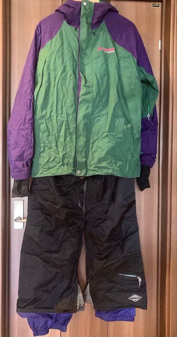 美品　コロンビアColumbiaスノーボードウェアセットアップLサイズ　ゴーグル
