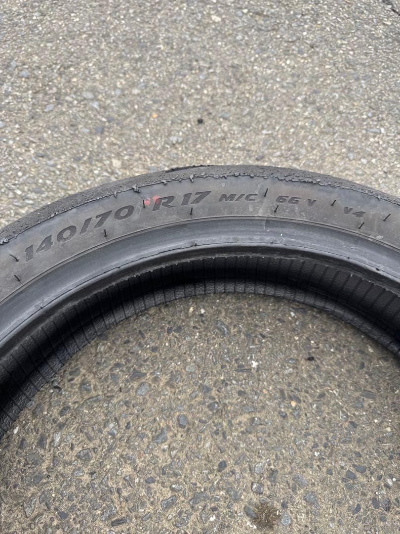 ピレリ　スーパーコルサ