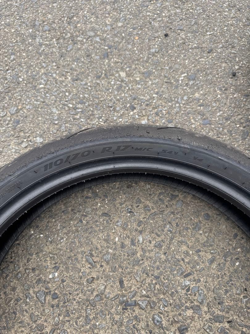 ピレリ　スーパーコルサ