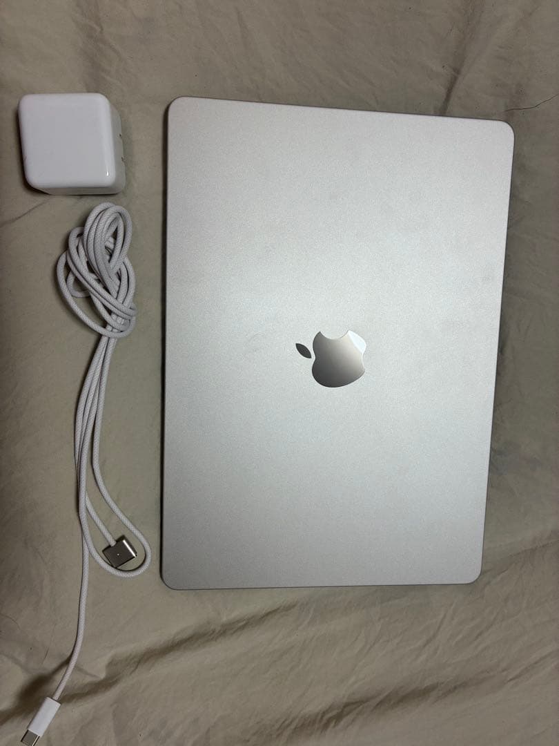 MacBook Air M4 13インチ メモリ:16GB SSD:512GB
