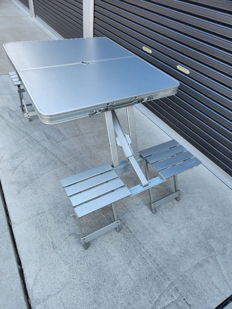コールマン 折りたたみピクニックテーブル ベンチ一体型 アルミ製