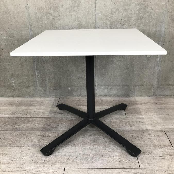 【ITOKI】ホワイト角テーブル 75cm カフェテーブル