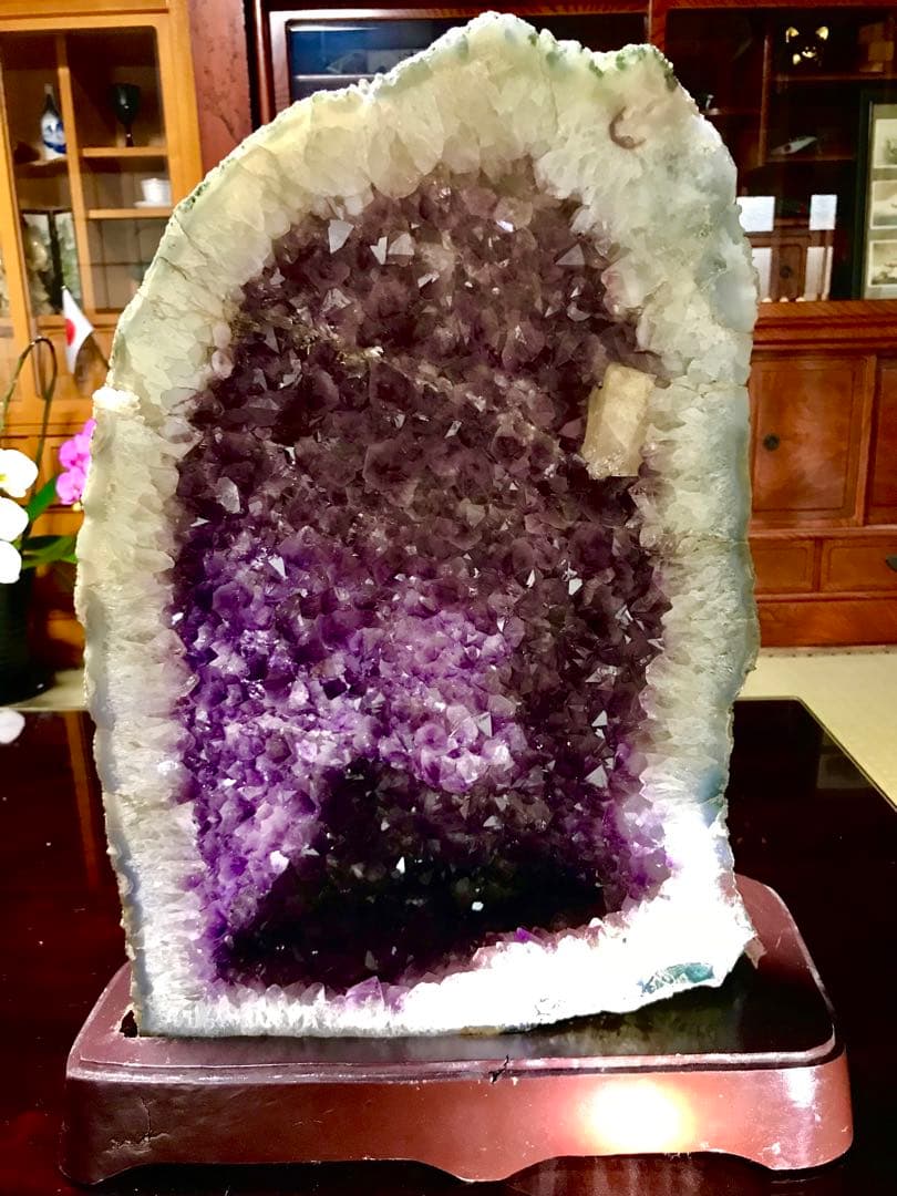 アメジストドーム 紫水晶 他と比べてみてください粒の大きさ輝き全く違います！