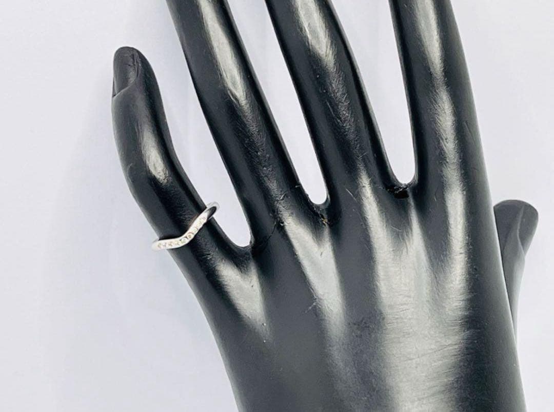 c664 ティファニー　カーブド　バンド　ダイヤ　9P プラチナ　リング　約5号