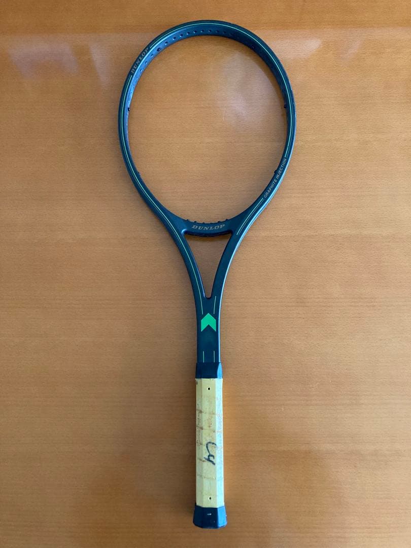 ダンロップ　テニスラケット　MAX200G PRO G4