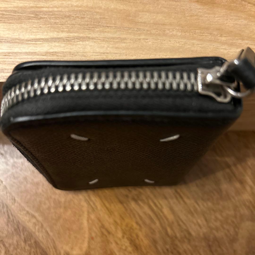 正規品　メゾン マルジェラ ラウンドファスナー二つ折り小銭入れ